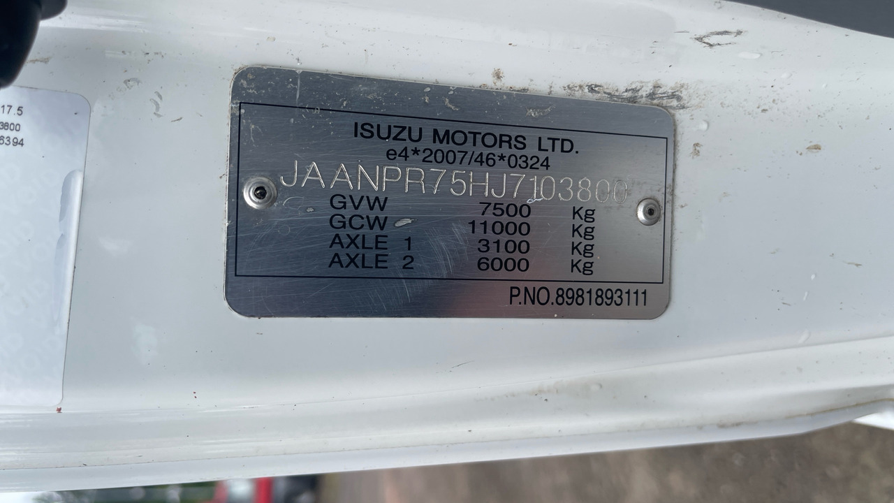 Dropside/ Flatbed truck Isuzu N75 190: picture 12