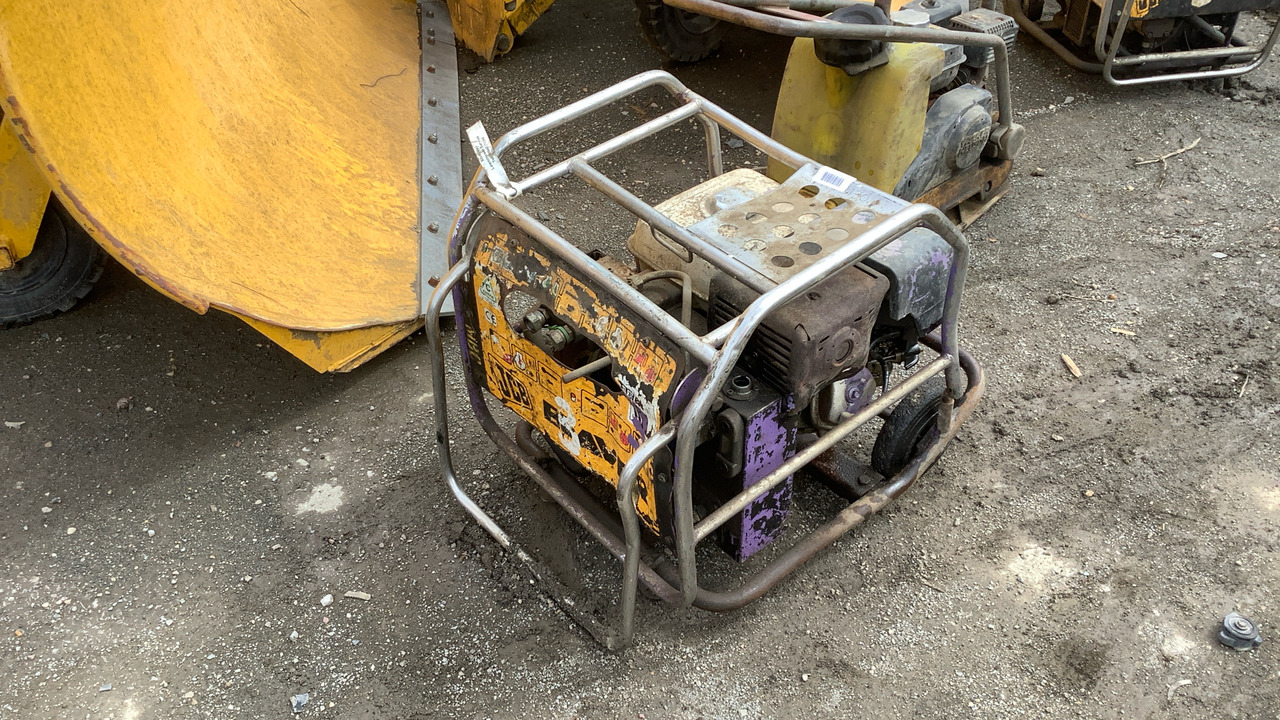 JCB BEAVER - Construction equipment: picture 1 JCB BEAVER - Construction equipment: picture 1