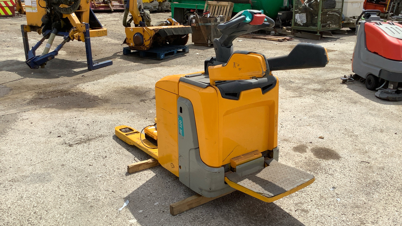 JUNGHEINRICH 24V 2PZS 250 - Pallet truck: picture 3 JUNGHEINRICH 24V 2PZS 250 - Pallet truck: picture 3