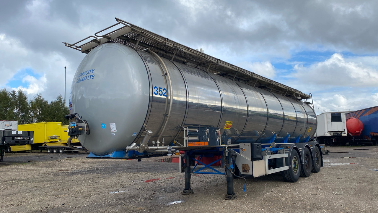 LAG TANKER - Tank semi-trailer: picture 3 LAG TANKER - Tank semi-trailer: picture 3