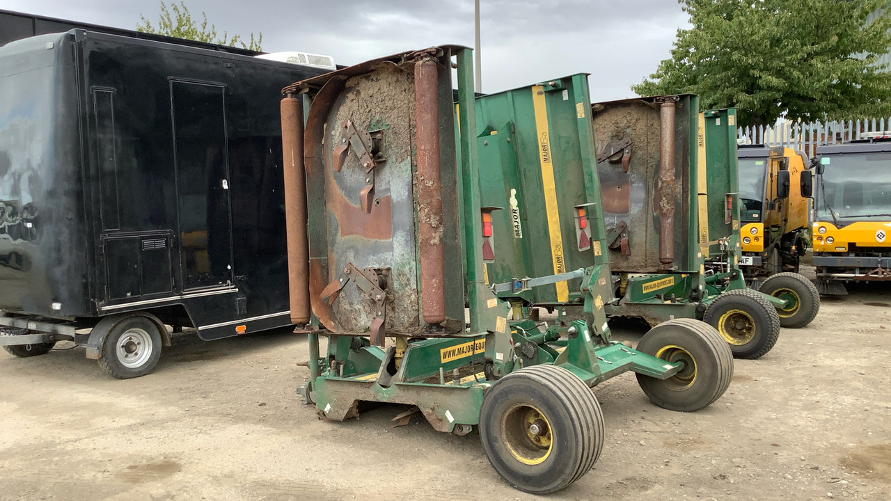 MAJOR 18000GR TRAILER FINISHING MOWER 13/439 - Construction equipment: picture 1 MAJOR 18000GR TRAILER FINISHING MOWER 13/439 - Construction equipment: picture 1