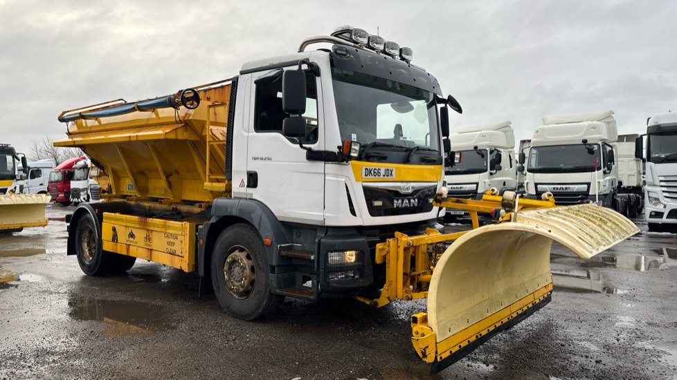 MAN TGM 18.250 EURO 6 - Snow removal vehicle: picture 1 MAN TGM 18.250 EURO 6 - Snow removal vehicle: picture 1