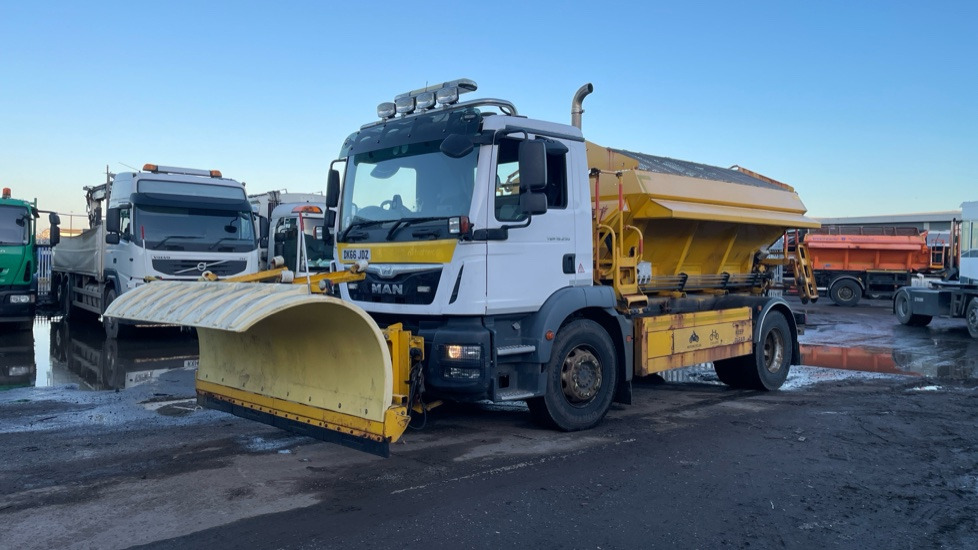 MAN TGM 18.250 EURO 6 - Snow removal vehicle: picture 2 MAN TGM 18.250 EURO 6 - Snow removal vehicle: picture 2