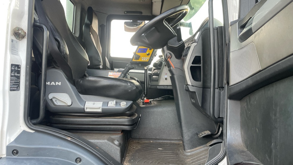 MAN TGM 18.250 EURO 6 - Snow removal vehicle: picture 5 MAN TGM 18.250 EURO 6 - Snow removal vehicle: picture 5