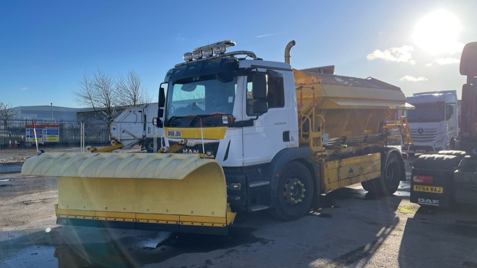 MAN TGM 18.250 EURO 6 - Snow removal vehicle: picture 3 MAN TGM 18.250 EURO 6 - Snow removal vehicle: picture 3