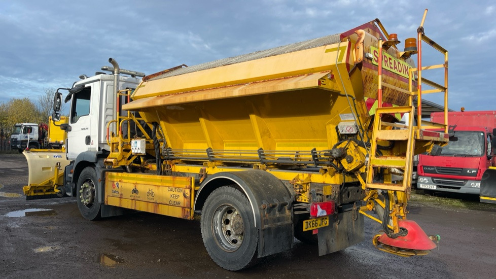 MAN TGM 18.250 EURO 6 - Snow removal vehicle: picture 3 MAN TGM 18.250 EURO 6 - Snow removal vehicle: picture 3
