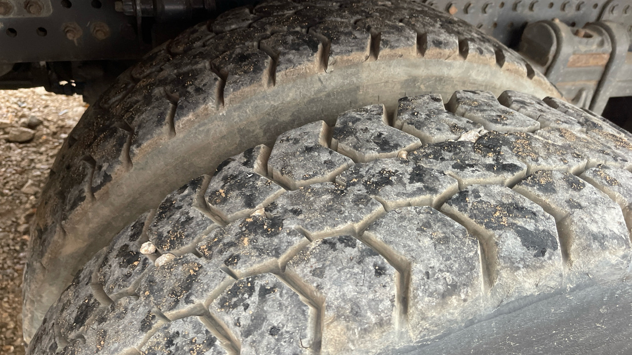 Tipper, Crane truck MERCEDES-BENZ AROCS: picture 21