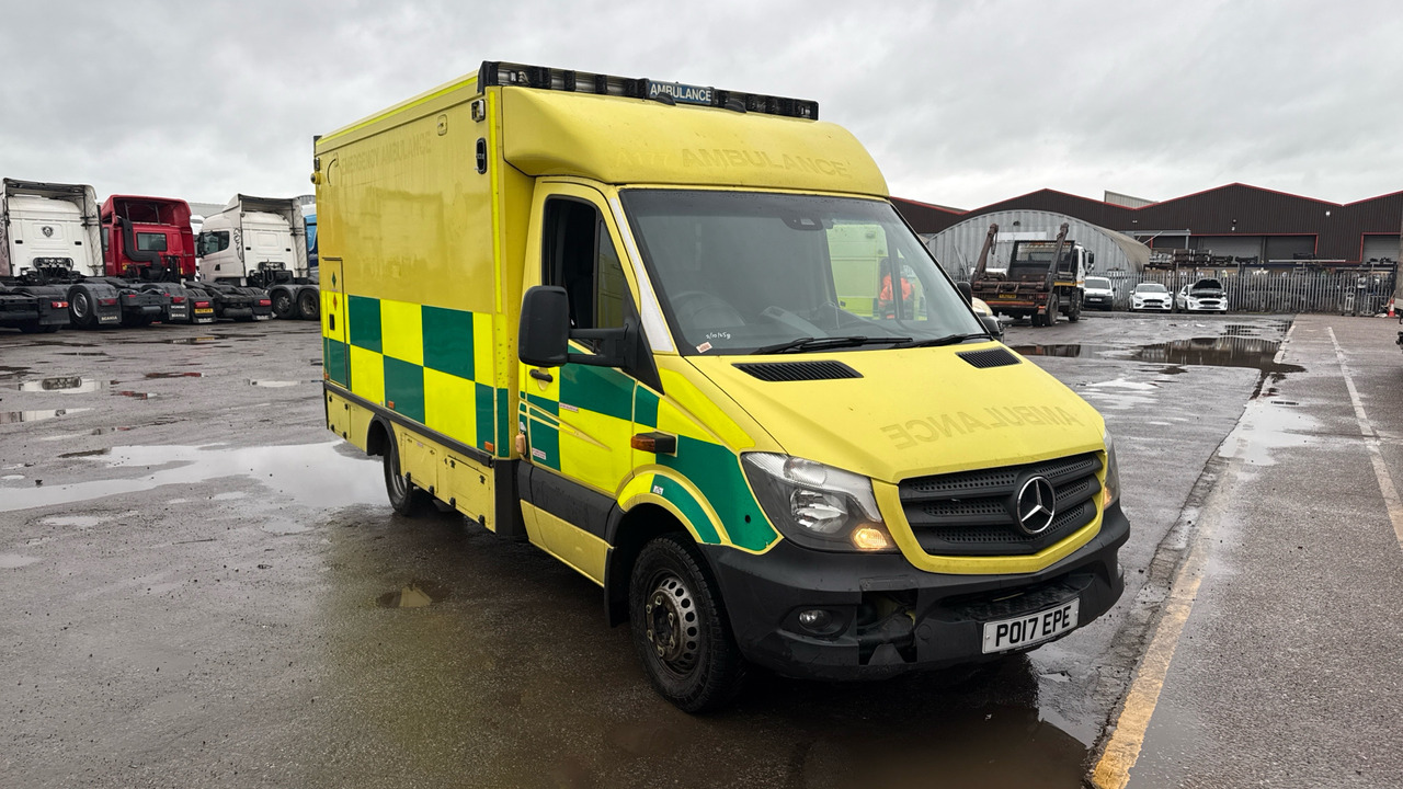 MERCEDES-BENZ SPRINTER 519 CDI - Ambulance: picture 1 MERCEDES-BENZ SPRINTER 519 CDI - Ambulance: picture 1