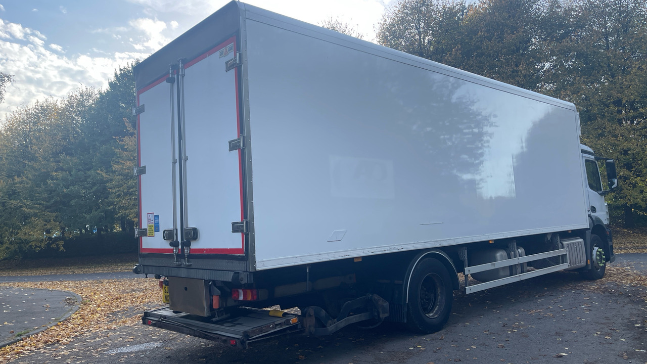Mercedes-Benz Antos 1827 - Refrigerator truck: picture 4 Mercedes-Benz Antos 1827 - Refrigerator truck: picture 4