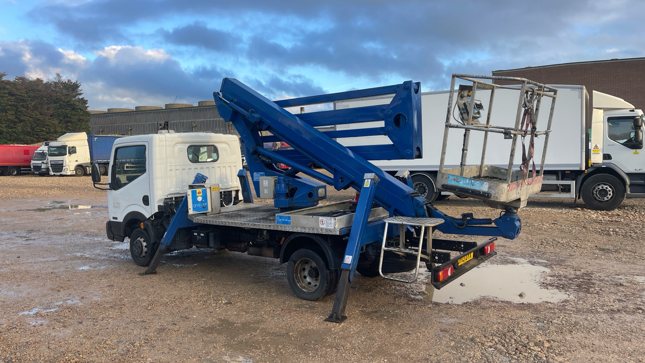 NISSAN CABSTAR 35.14 - Truck mounted aerial platform: picture 3 NISSAN CABSTAR 35.14 - Truck mounted aerial platform: picture 3
