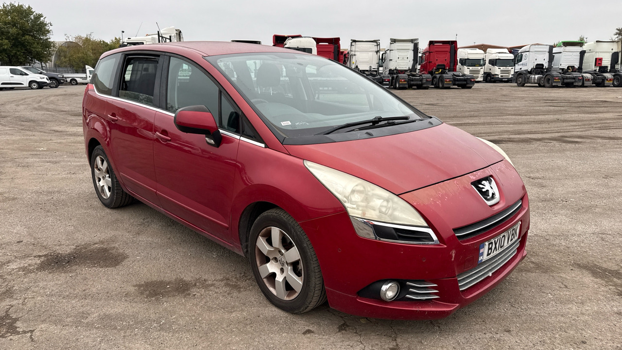 PEUGEOT 5008 2.0 HDI 150PS - Car: picture 1 PEUGEOT 5008 2.0 HDI 150PS - Car: picture 1