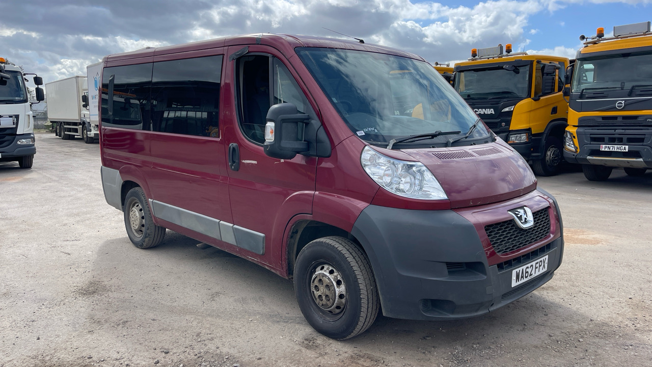 PEUGEOT BOXER 333 2.2 HDI 110PS - Minibus, Passenger van: picture 1 PEUGEOT BOXER 333 2.2 HDI 110PS - Minibus, Passenger van: picture 1
