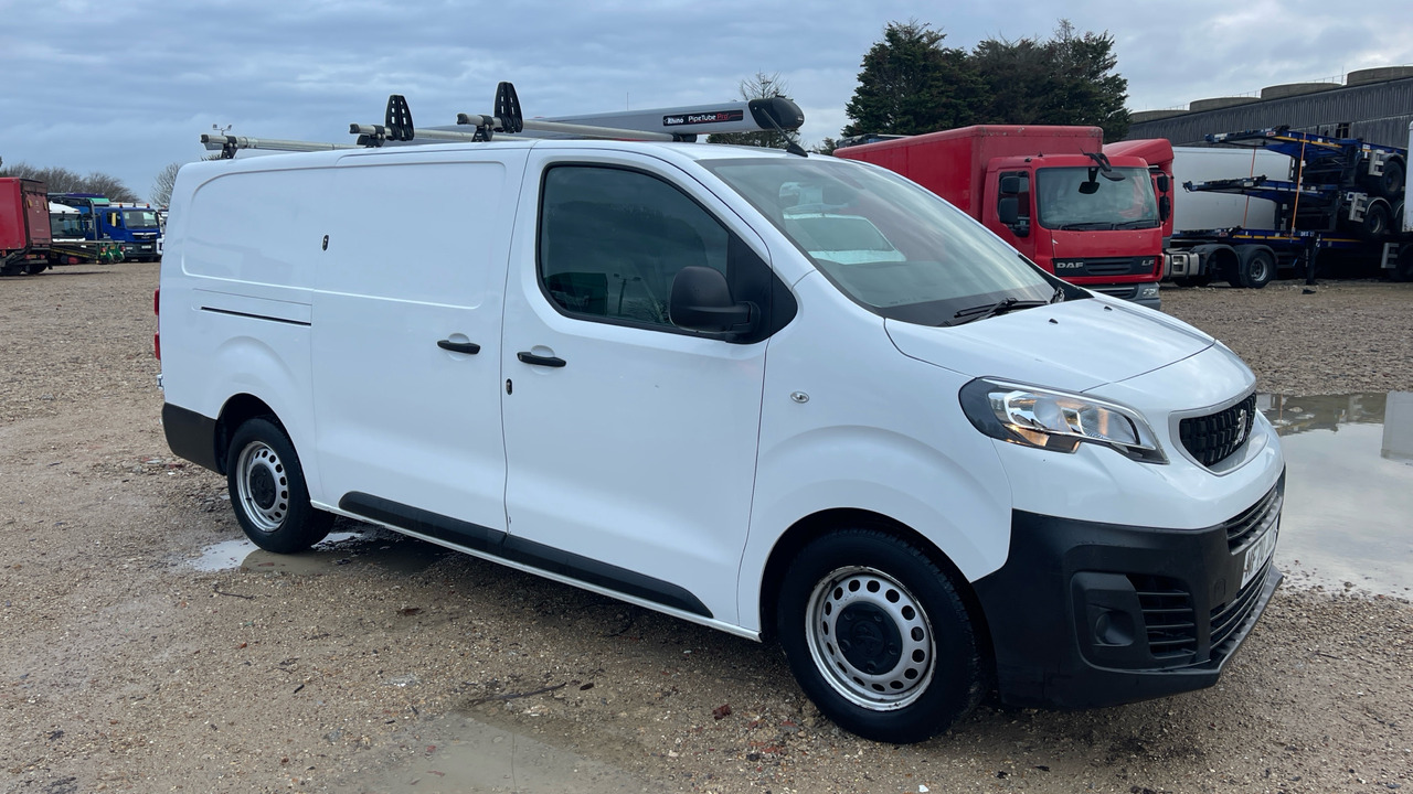 PEUGEOT EXPERT PROFESSIONAL 1.5 BLUEHDI 100PS - Panel van: picture 1 PEUGEOT EXPERT PROFESSIONAL 1.5 BLUEHDI 100PS - Panel van: picture 1