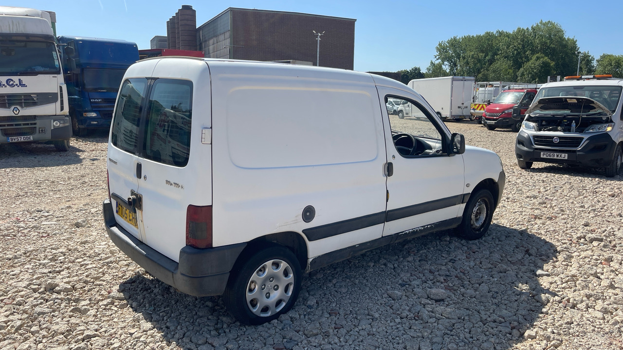 PEUGEOT PARTNER 600 - Small van: picture 4 PEUGEOT PARTNER 600 - Small van: picture 4