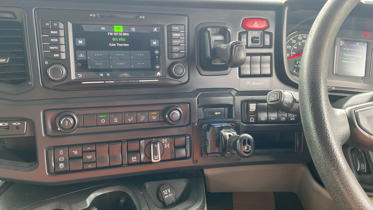 Tipper SCANIA P  410: picture 7
