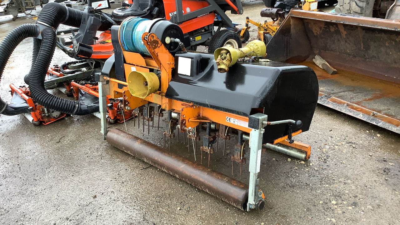 SISIS JV/1500 TRACTOR MOUNTED AERATOR - Construction equipment: picture 1 SISIS JV/1500 TRACTOR MOUNTED AERATOR - Construction equipment: picture 1