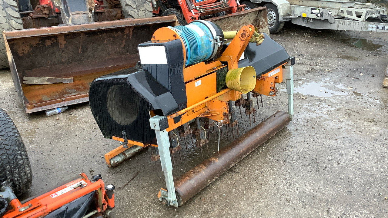 SISIS JV/1500 TRACTOR MOUNTED AERATOR - Construction equipment: picture 2 SISIS JV/1500 TRACTOR MOUNTED AERATOR - Construction equipment: picture 2