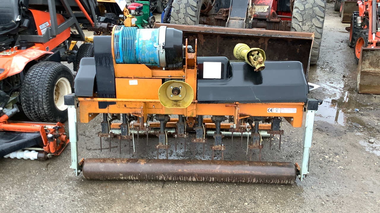 SISIS JV/1500 TRACTOR MOUNTED AERATOR - Construction equipment: picture 3 SISIS JV/1500 TRACTOR MOUNTED AERATOR - Construction equipment: picture 3