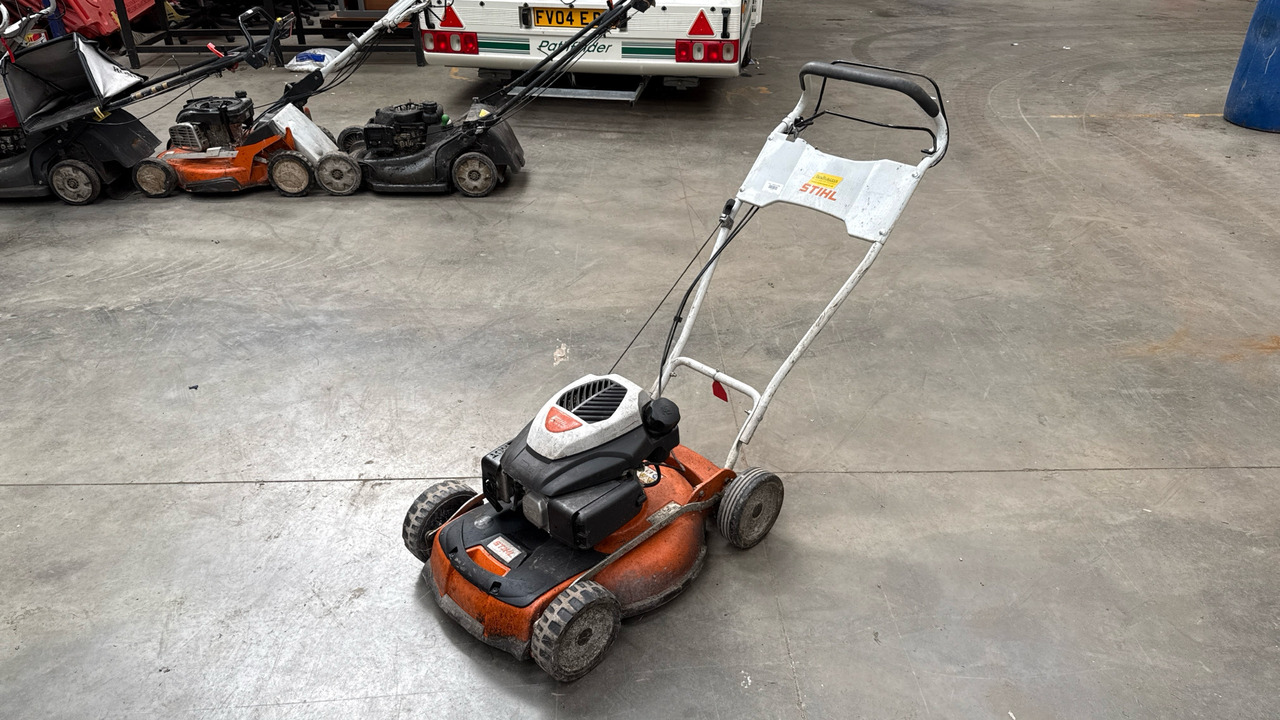 STIHL RM4 RTP - Construction equipment: picture 2 STIHL RM4 RTP - Construction equipment: picture 2