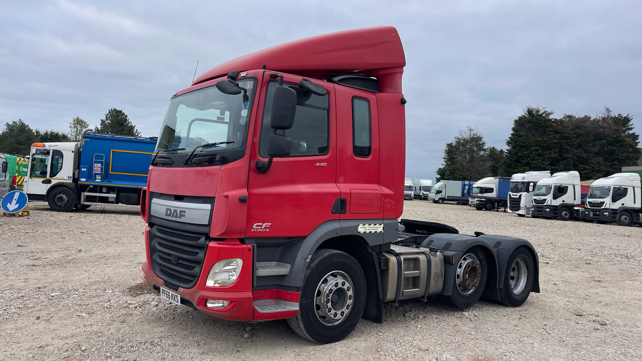 Daf CF 440 - Tractor unit: picture 2 Daf CF 440 - Tractor unit: picture 2