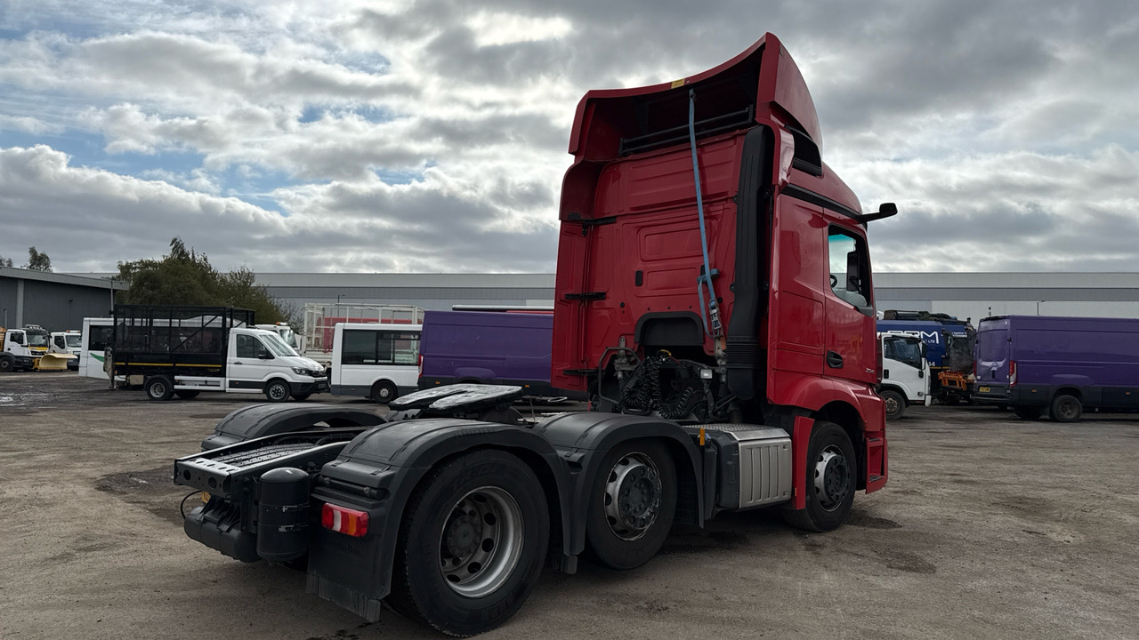 MERCEDES-BENZ ACTROS 2545 - Tractor unit: picture 4 MERCEDES-BENZ ACTROS 2545 - Tractor unit: picture 4