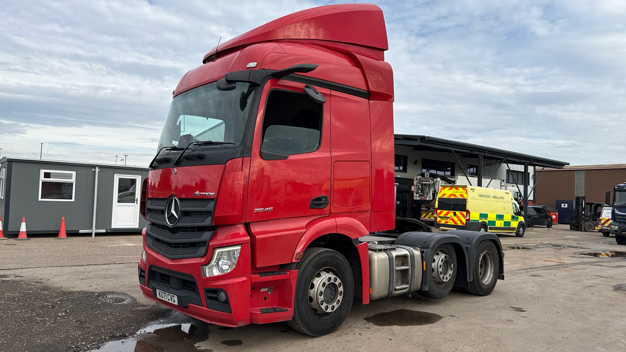MERCEDES-BENZ ACTROS 2545 - Tractor unit: picture 2 MERCEDES-BENZ ACTROS 2545 - Tractor unit: picture 2