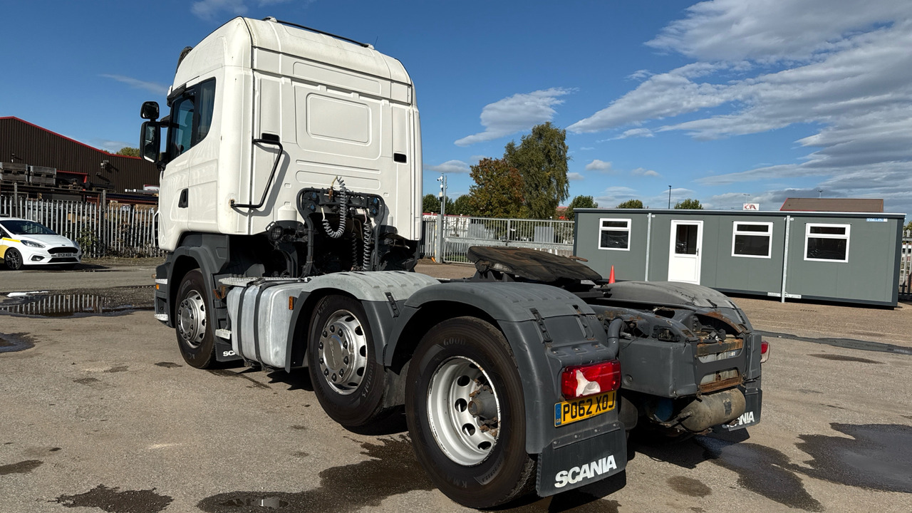 SCANIA R 420 - Tractor unit: picture 3 SCANIA R 420 - Tractor unit: picture 3