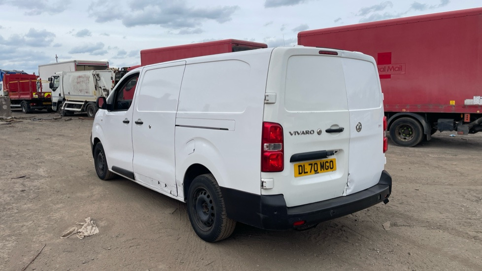 VAUXHALL VIVARO 3100 2.0d 120PS Dynamic H1 Van - Panel van: picture 3 VAUXHALL VIVARO 3100 2.0d 120PS Dynamic H1 Van - Panel van: picture 3