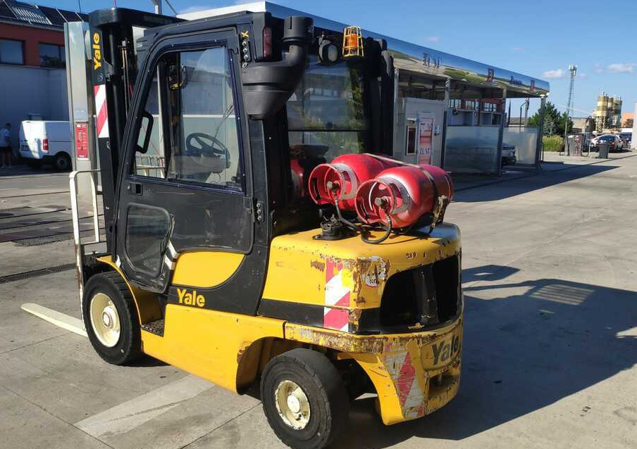 Yale GLP35VX - LPG forklift: picture 2 Yale GLP35VX - LPG forklift: picture 2