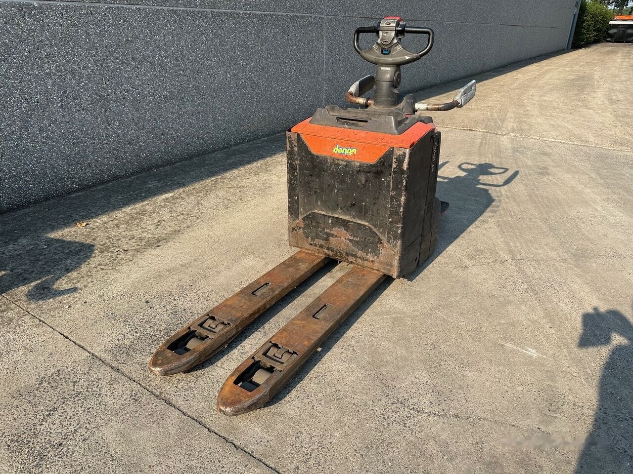 Toyota LPE20 - Pallet truck: picture 3 Toyota LPE20 - Pallet truck: picture 3