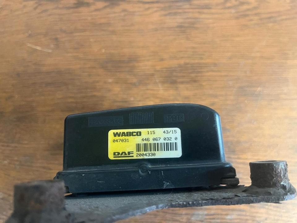 DAF Radarsensor 2004330 WABCO 4460670320 - Sensor for Truck: picture 3 DAF Radarsensor 2004330 WABCO 4460670320 - Sensor for Truck: picture 3