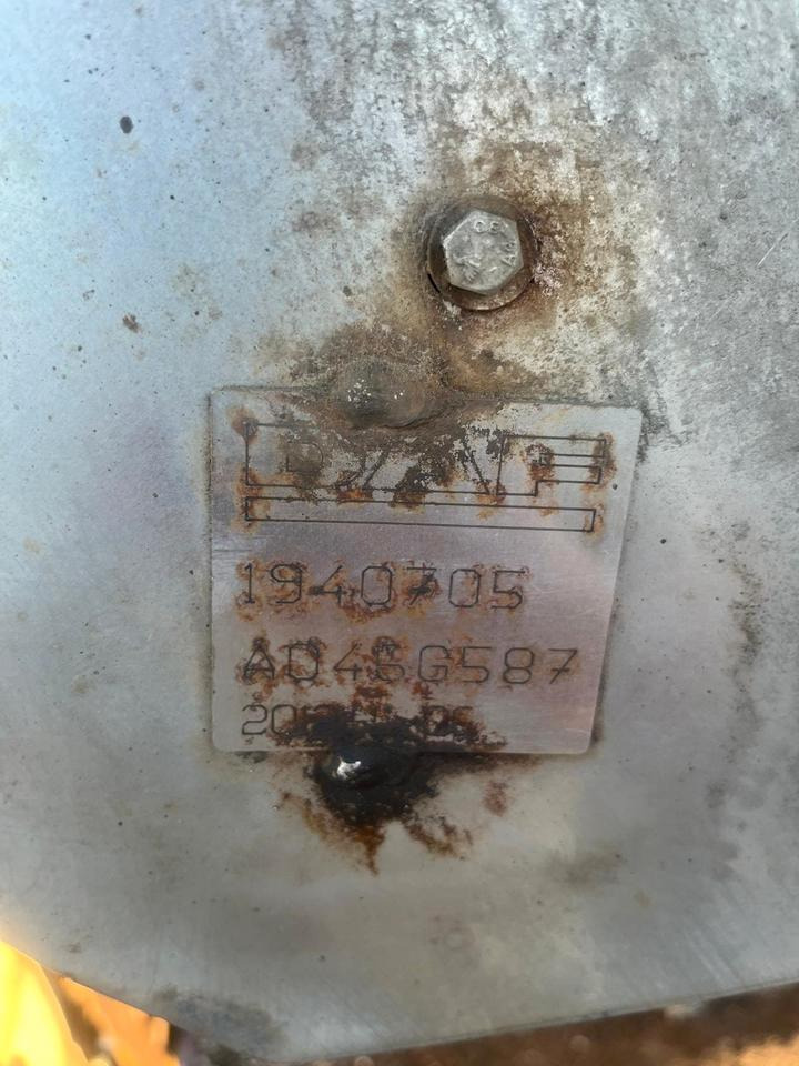 DAF XF 460 EU6 Auspuff Katalysator 1940705 - Muffler/ Exhaust system for Truck: picture 3 DAF XF 460 EU6 Auspuff Katalysator 1940705 - Muffler/ Exhaust system for Truck: picture 3