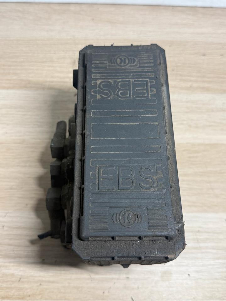 MAN KNORR-BREMSE EBS Ventil K020024 81.52106-6050 - Valve for Truck: picture 2 MAN KNORR-BREMSE EBS Ventil K020024 81.52106-6050 - Valve for Truck: picture 2