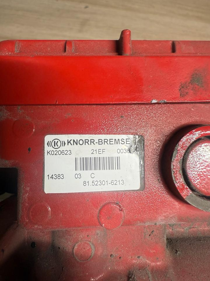 MAN KNORR-BREMSE EBS Ventil K020623 81.52301-6213 - Valve for Truck: picture 5 MAN KNORR-BREMSE EBS Ventil K020623 81.52301-6213 - Valve for Truck: picture 5