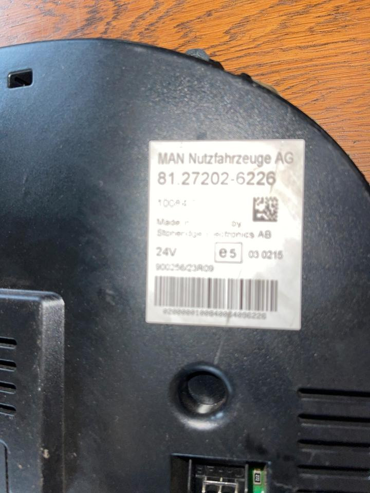 MAN Kombiinstrument Tacho 81272026226 - Dashboard for Truck: picture 2 MAN Kombiinstrument Tacho 81272026226 - Dashboard for Truck: picture 2