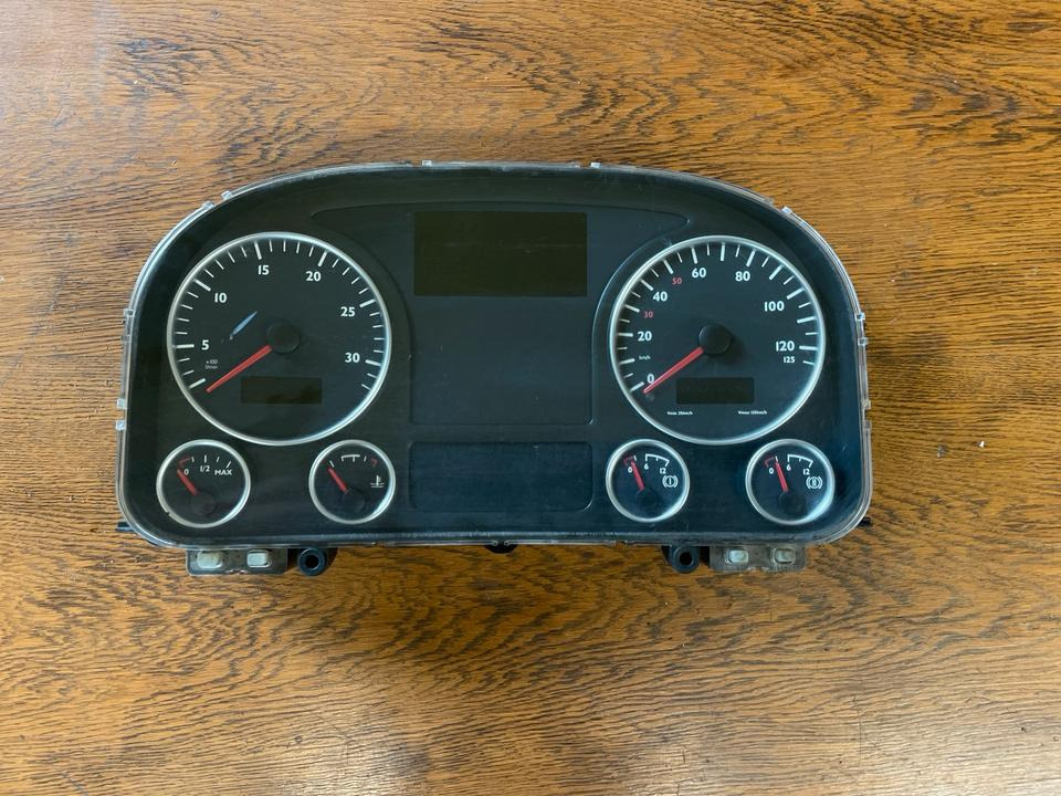 MAN Kombiinstrument Tacho 81272026226 - Dashboard for Truck: picture 1 MAN Kombiinstrument Tacho 81272026226 - Dashboard for Truck: picture 1