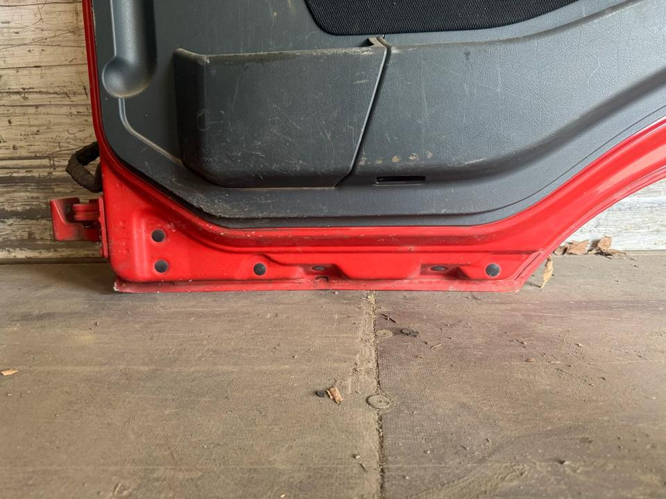 MAN TGM Beifahrertür Rot Spiegel Innenverkleidung LN 66 - Door and parts for Truck: picture 4 MAN TGM Beifahrertür Rot Spiegel Innenverkleidung LN 66 - Door and parts for Truck: picture 4