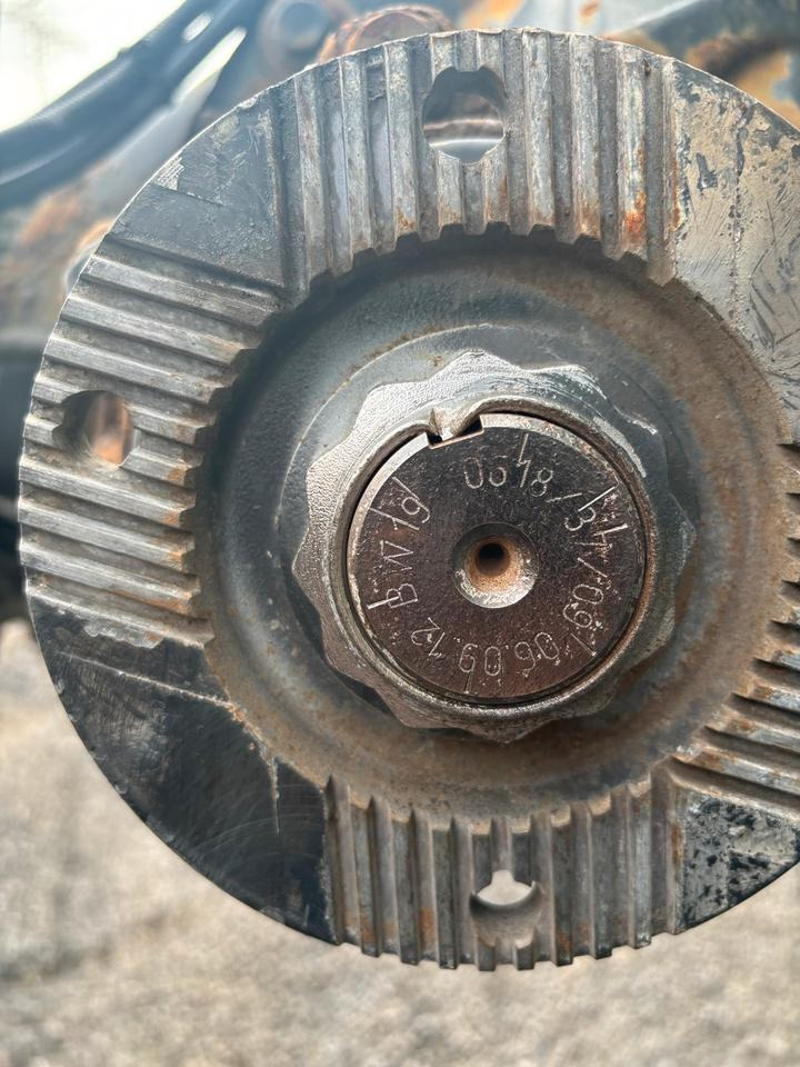 MAN TGM Hinterachse 37:9 von 18-Tonner - Rear axle for Truck: picture 2 MAN TGM Hinterachse 37:9 von 18-Tonner - Rear axle for Truck: picture 2