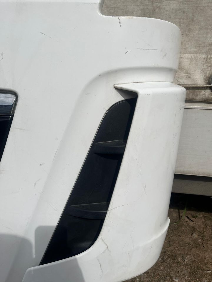 Radiator for Truck MAN TGX EU6 Motorhaube Kühlergrill 81.061110-6095: picture 10