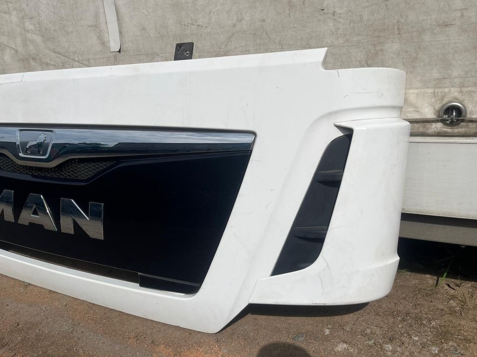 Radiator for Truck MAN TGX EU6 Motorhaube Kühlergrill 81.061110-6095: picture 9