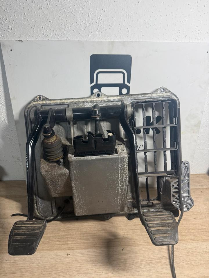 MAN WABCO Fußbremsventil 4800200260 - Brake parts for Truck: picture 4 MAN WABCO Fußbremsventil 4800200260 - Brake parts for Truck: picture 4