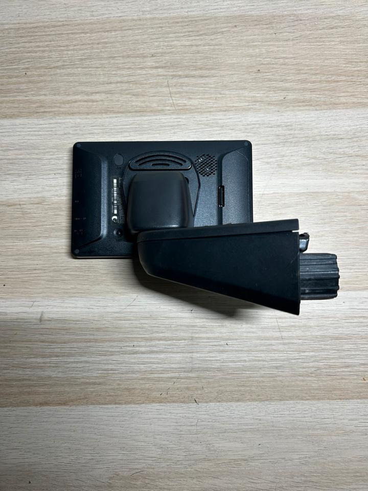 Mercedes Actros MP4 FleetBoard Monitor Display A0008272157 - Tachograph for Truck: picture 3 Mercedes Actros MP4 FleetBoard Monitor Display A0008272157 - Tachograph for Truck: picture 3