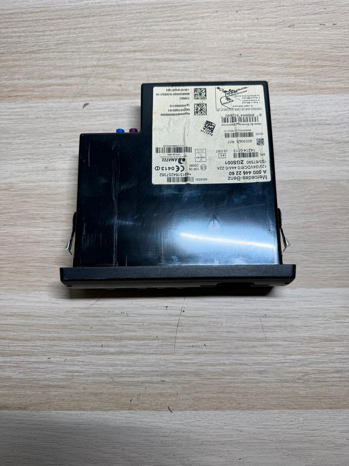 Mercedes Actros MP4 Tachograph Fleetboard A0004462260 - Tachograph for Truck: picture 2 Mercedes Actros MP4 Tachograph Fleetboard A0004462260 - Tachograph for Truck: picture 2