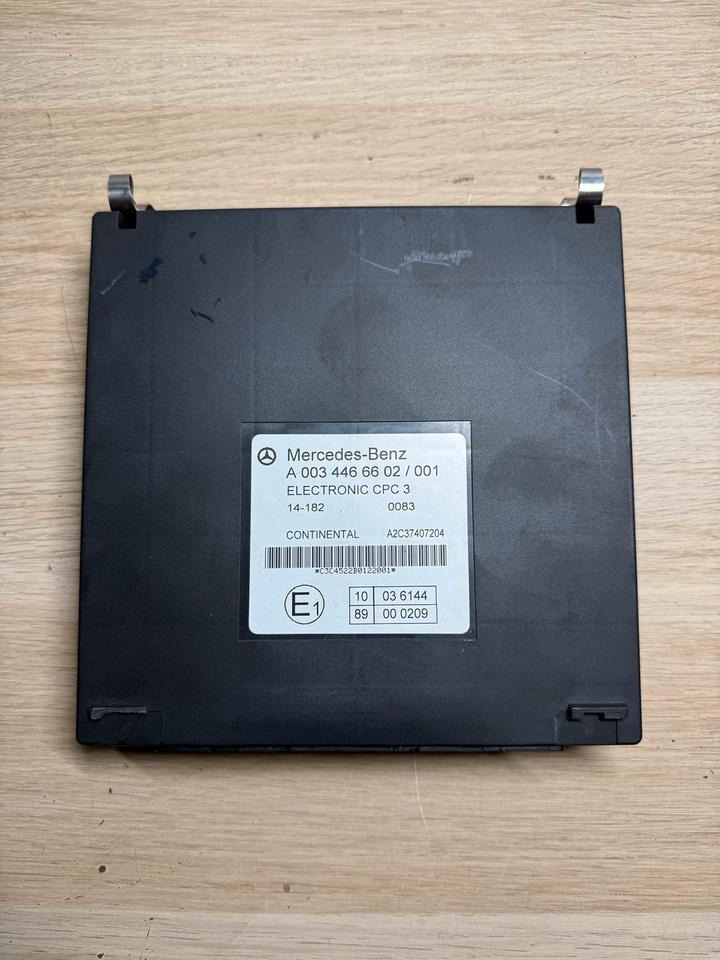 Mercedes Atego 4 EU6 CPC 3 Steuergerät A0034466602 - ECU for Truck: picture 2 Mercedes Atego 4 EU6 CPC 3 Steuergerät A0034466602 - ECU for Truck: picture 2