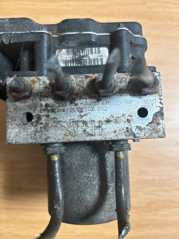 Mercedes Sprinter Hydraulikblock ABS Pumpe 0014462589 - Hydraulics for Truck: picture 2 Mercedes Sprinter Hydraulikblock ABS Pumpe 0014462589 - Hydraulics for Truck: picture 2