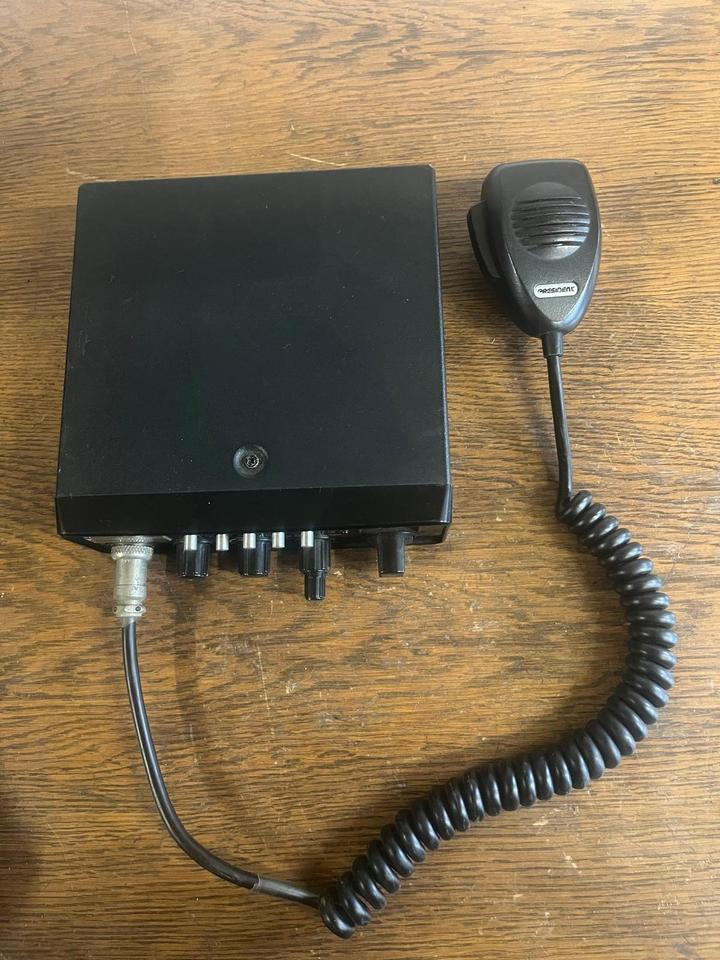 President Walker Funkgerät 34540 - Navigation system for Truck: picture 4 President Walker Funkgerät 34540 - Navigation system for Truck: picture 4