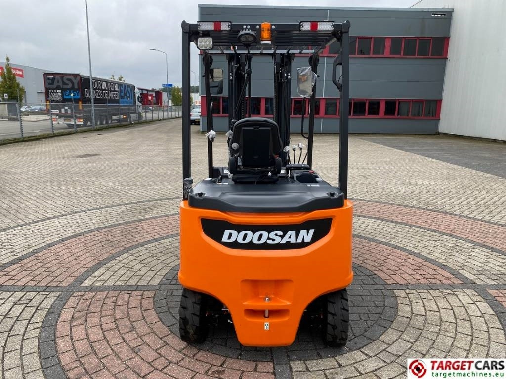 Doosan B35X-7 Plus Electric Forklift 3.5T Triplex-482cm - Electric forklift: picture 5 Doosan B35X-7 Plus Electric Forklift 3.5T Triplex-482cm - Electric forklift: picture 5