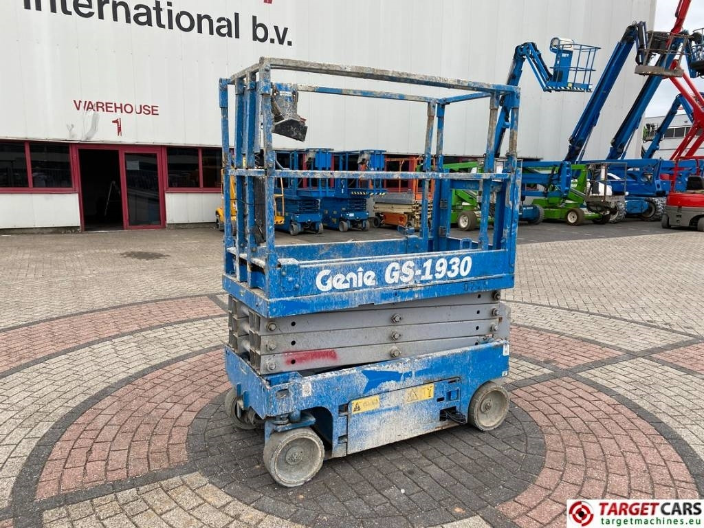 Genie GS-1932 Electric Scissor Work Lift 779cm - Scissor lift: picture 1 Genie GS-1932 Electric Scissor Work Lift 779cm - Scissor lift: picture 1