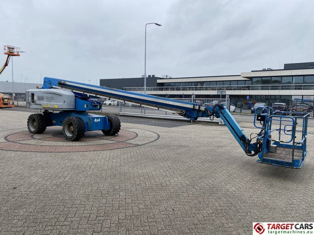 Genie S-85 Telescopic 4x4 Diesel Boom Work Lift 2791cm - Telescopic boom: picture 2 Genie S-85 Telescopic 4x4 Diesel Boom Work Lift 2791cm - Telescopic boom: picture 2