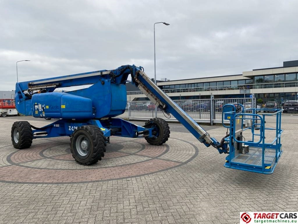 Genie Z-135/70 Articulated 4x4x4 Diesel Boom Lift 4315cm  - Articulated boom: picture 2 Genie Z-135/70 Articulated 4x4x4 Diesel Boom Lift 4315cm  - Articulated boom: picture 2